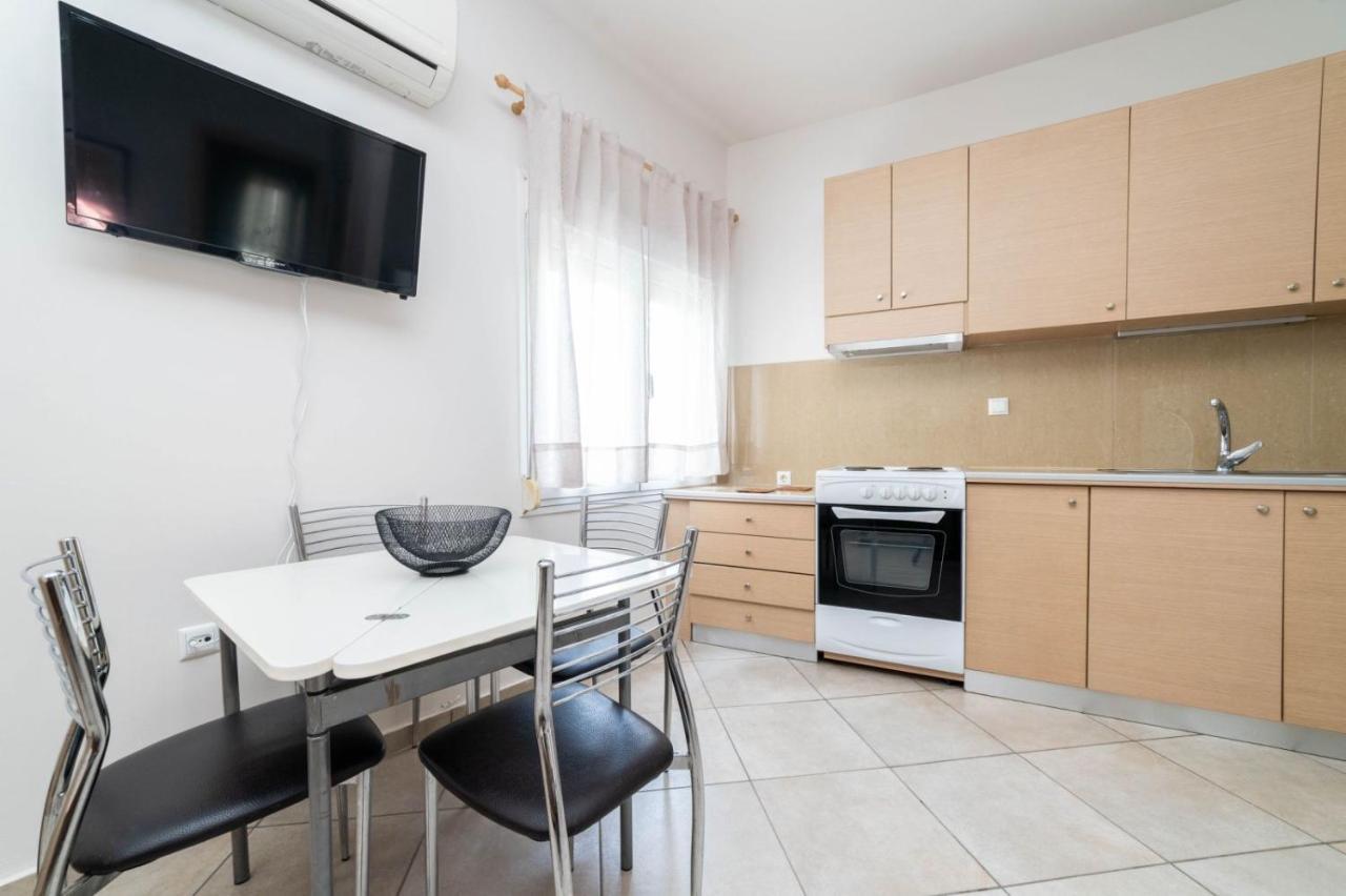 Elena 4 Apartamento Néa Péramos Exterior foto