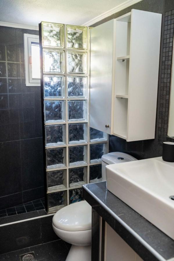 Elena 4 Apartamento Néa Péramos Exterior foto