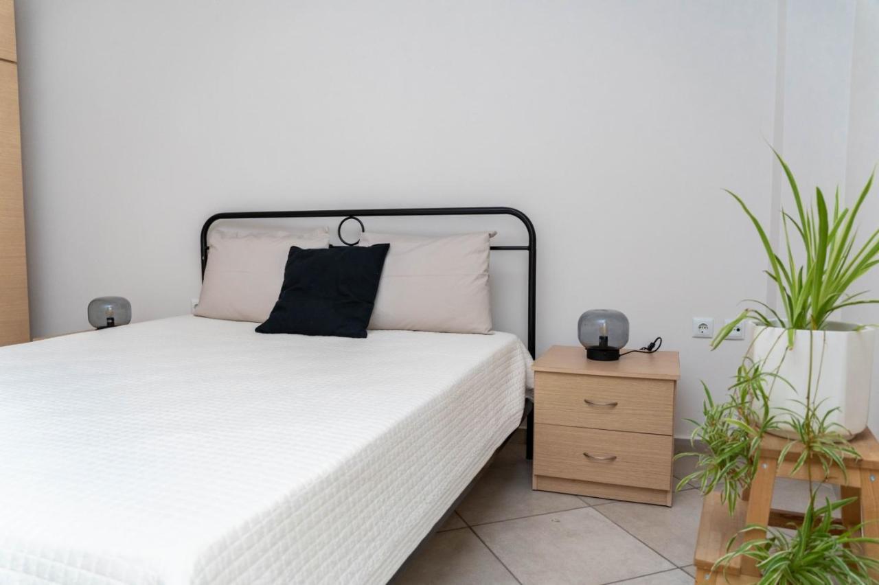 Elena 4 Apartamento Néa Péramos Exterior foto